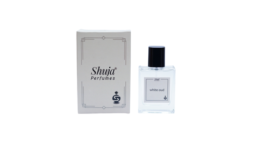 White_oud_white_background